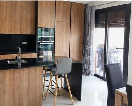 Beniyork Luxury וילה פינסטראט