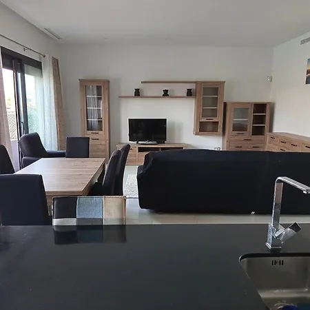 Beniyork Luxury פינסטראט